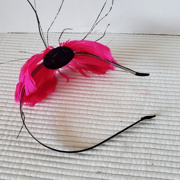 3 Fascinator Lot 1 glasses Feathers Headband Wedding Party Pink Cream Grey Black - Picture 3 of 9